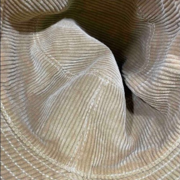 🌟New Listing Burberry London Hat - Picture 6 of 8